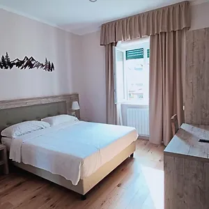https://house-central-station-ponte-seveso-18.it-lombardy.com